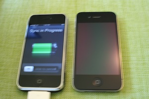iPhone 2G Sync in Progress with locked screen iPhone4